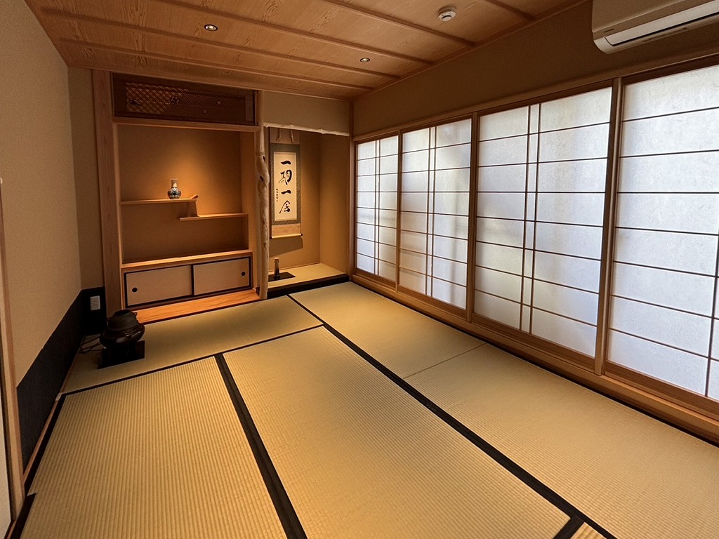 THE TEA CEREMONY GION Orizuruya Taiken-kan